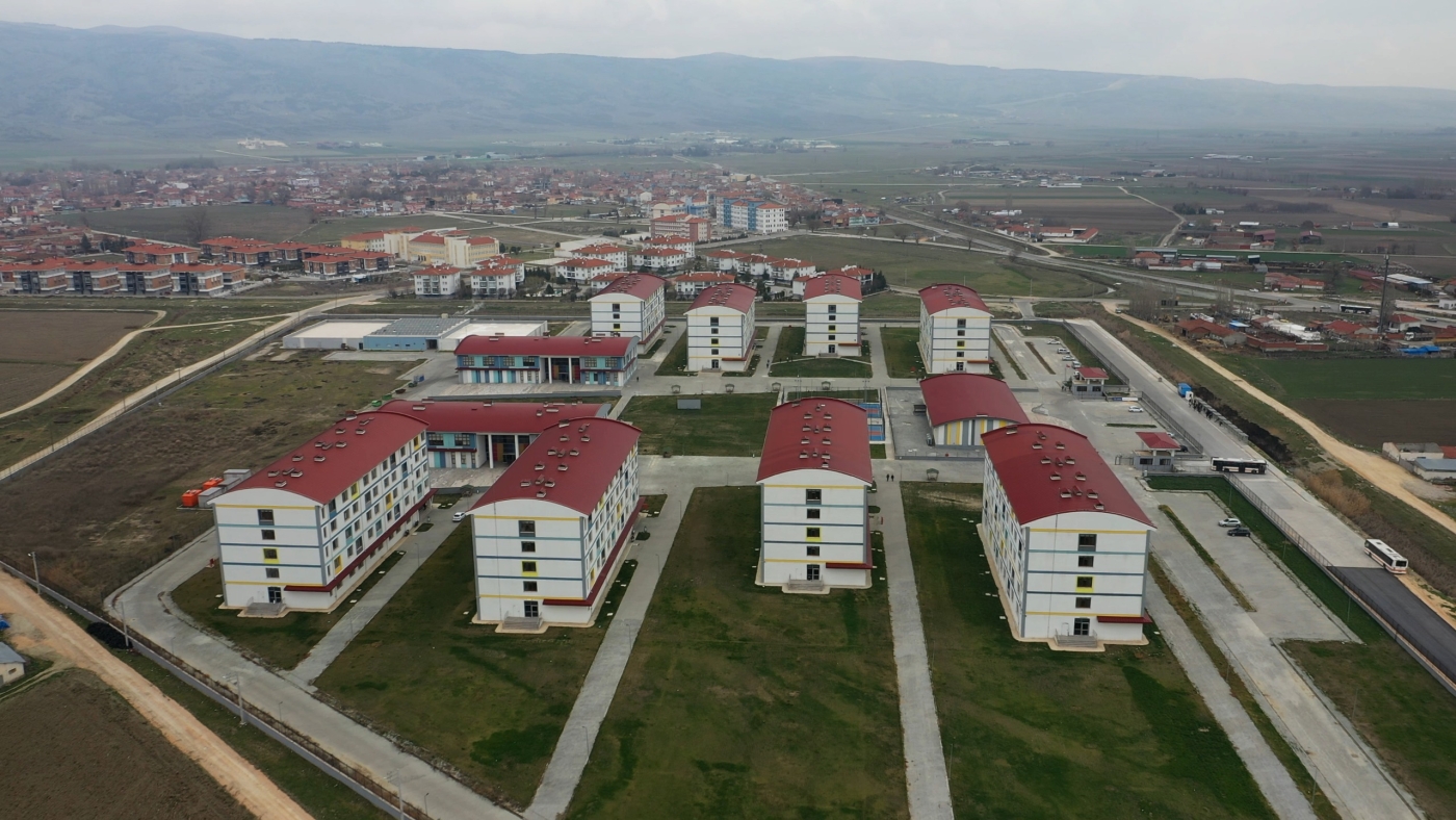 gürhan albayrak yurt2-i6aa2afb77820a.jpg